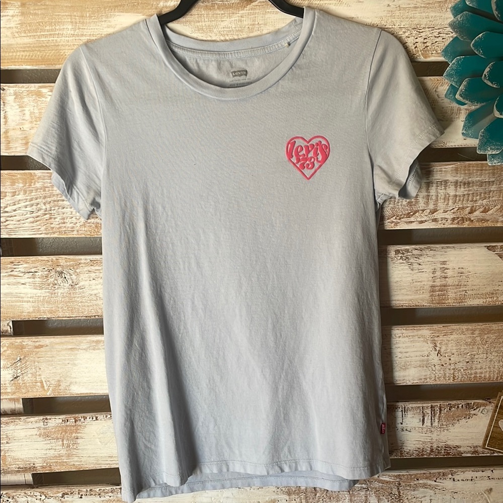 🔥🔥 (3/$20) 
Levi's Sky Blue Tee with Pink Heart Logo